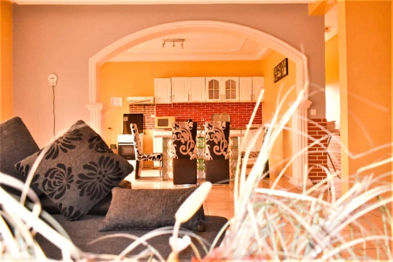 Residence Hoteliere Borel Denver دوالا المظهر الخارجي الصورة